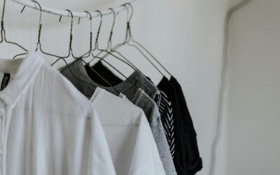 How to Remove Sunscreen Stains From Sustainable T-Shirts